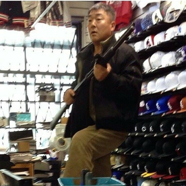 两人,被,枪击,全因,伽马,蓝,Air,Jordan,我们, Air Jordan 11 Gamma Blue枪击事件 两人被枪击，全因伽马蓝 Air Jordan 11