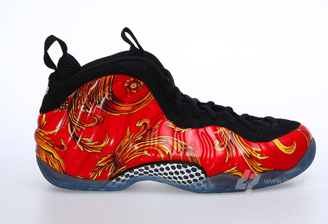 Nike,Air,Foamposite,One“Red,S Supreme喷 Nike Air Foamposite One“Red Supreme”高清图赏