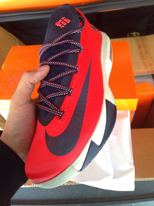 KD6华盛顿特区  Nike KD6 ＂DC＂ 华盛顿特区配色更多实物曝光