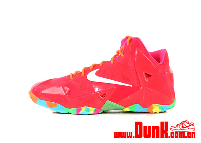 LeBron 11,LBJ11,LeBron 11 GS   LeBron 11 GS ＂Fruity Pebbles＂ 实物上架