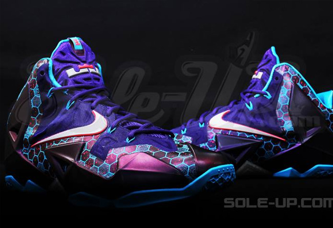 LBJ11,黄蜂,616175-500 LBJ11 616175-500 LeBron 11 ＂Hornets＂ 黄蜂配色更多图赏