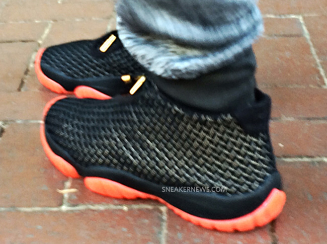 Jordan Future “Infrared”  Jordan Future “Infrared” 红外线配色夜光鞋面展示