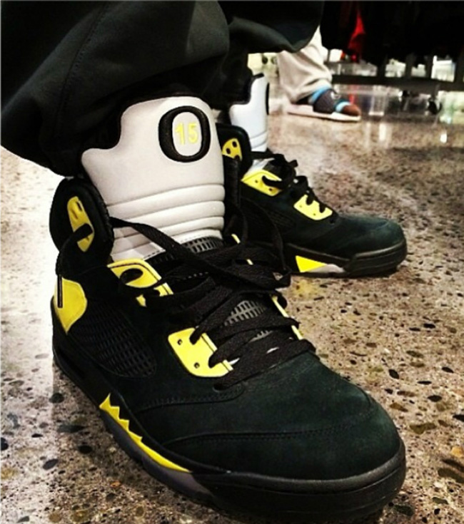 AJ5俄勒冈鸭子,AJ5,Air Jordan 5 AJ5俄勒冈鸭子 Air Jordan 5 “Oregon Duckman” 上脚实拍