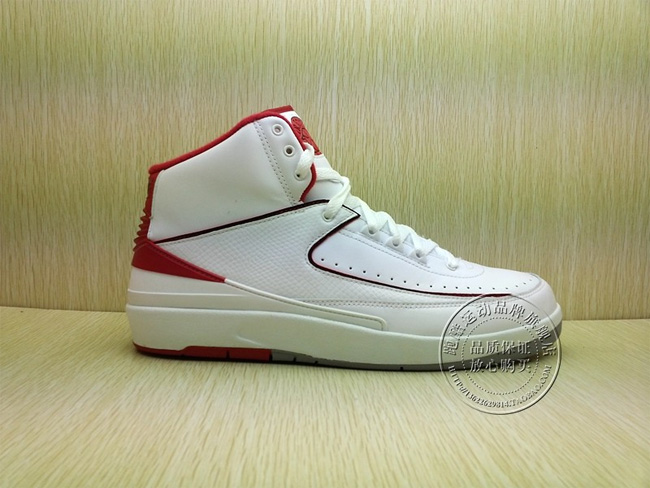 385475-102,AJ2,Air Jordan 2 AJ2 385475-102 Air Jordan 2 “Varsity Red” 实物细节图赏