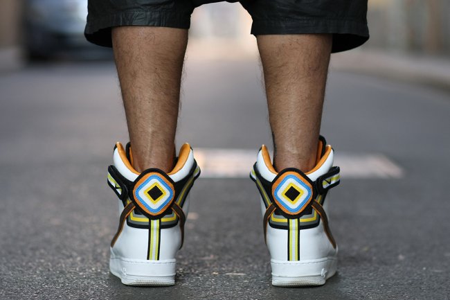 Riccardo Tisci,纪梵希 Riccardo Tisci纪梵希 R.T x Nike Air Force 1 High 上脚实拍