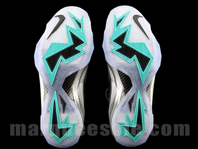 Nike Chuck Posite,684758-001 巴克利684758-001 Nike Chuck Posite “Metallic Silver” 高清图赏