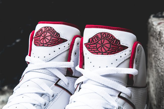 AJ2,Air Jordan 2,385475-102 AJ2 385475-102 Air Jordan 2 ＂Varsity Red＂ 白红配色发售日期