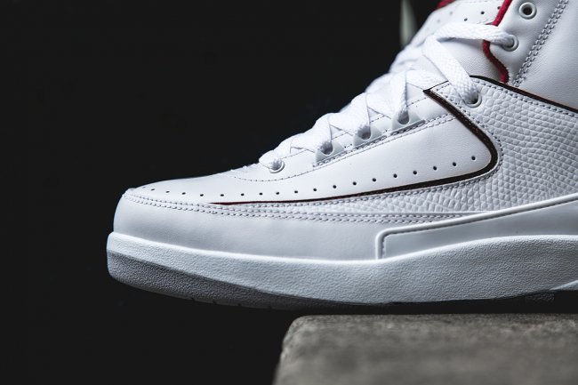 AJ2,Air Jordan 2,385475-102 AJ2 385475-102 Air Jordan 2 ＂Varsity Red＂ 白红配色发售日期