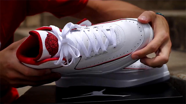 AJ2,AJ2白红,Air Jordan 2,385475- AJ2 385475-102 【视频】Air Jordan 2 ＂White Varsity Red＂ 实物开箱