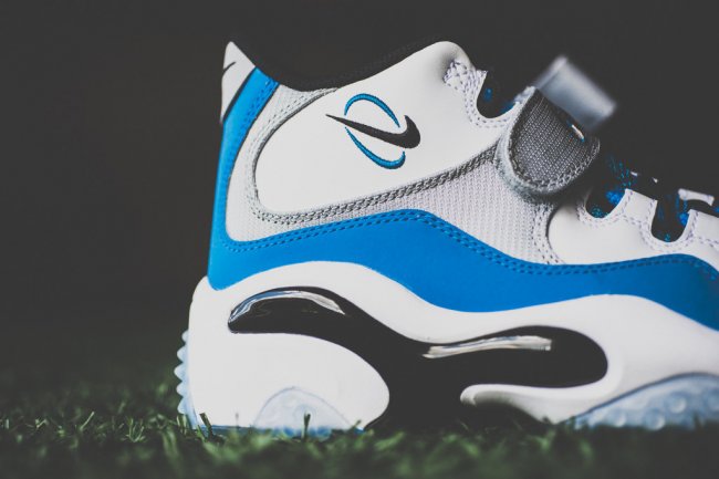 Nike Air Zoom Turf  Nike Air Zoom Turf “Photo Blue” 新色发售