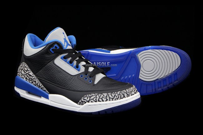 AJ3,Air Jordan 3,136064-007 AJ3运动蓝136064-007 Air Jordan 3 “Sport Blue” 运动蓝更多实物图赏