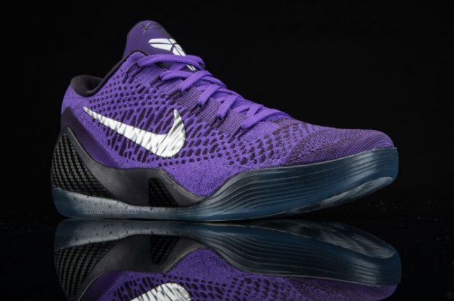 Kobe 9 Elite Low "Hyper Grape" 实物图赏 低帮精英版 球鞋资讯 FLIGHTCLUB中文站|SNEAKER球鞋资讯第一站 Kobe 9 Low On Feet