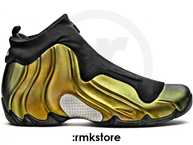 Nike Air Flightposite 风一复刻 Nike Air Flightposite “Copper Gold” 或将发售