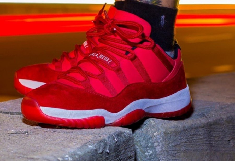 air,jordan,11,low,红色麂皮样 aj11低帮 air jordan 11 low 红色麂皮