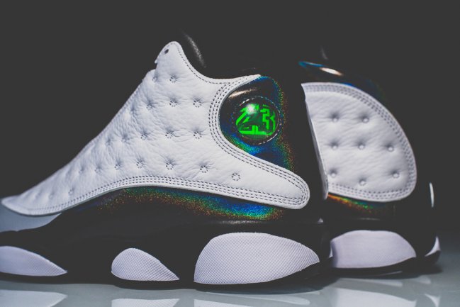 414571-115,AJ13,Air Jordan 13 414571-115AJ13 Air Jordan 13 Retro “Hologram” 全新图赏