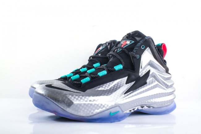 Nike Chuck Posite,504750-001 504750-001 Nike Chuck Posite “Metallic Silver” 即将发售