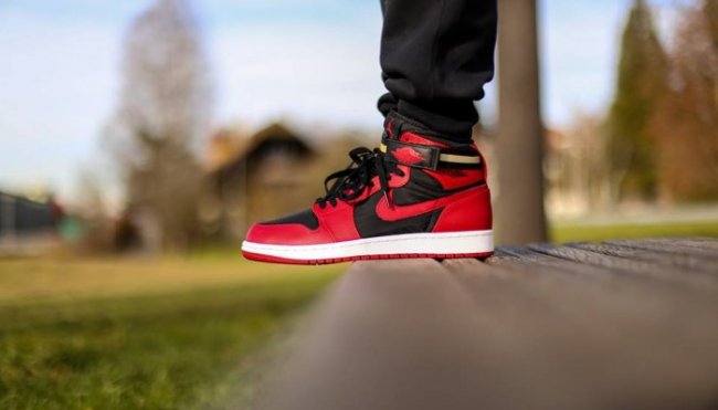 AJ1,Air Jordan 1 AJ1 Air Jordan 1 High Strap “Bred” 上脚实拍