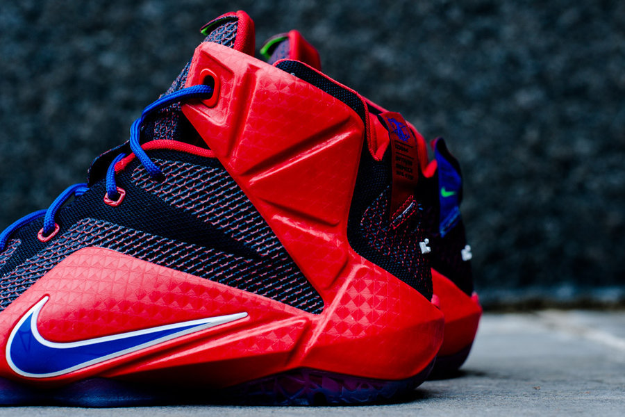 685181-601,LBJ12,LeBron 12 685181-601LBJ12 LeBron 12 GS “Superman”超人配色发售信息