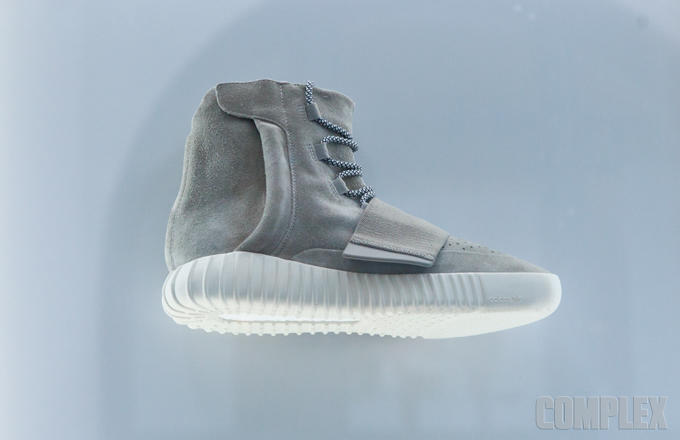 adidas Yeezy 750 Boost,B35309 B35309Kanye West联名 纽约旗舰店展示 adidas Yeezy 750 Boost