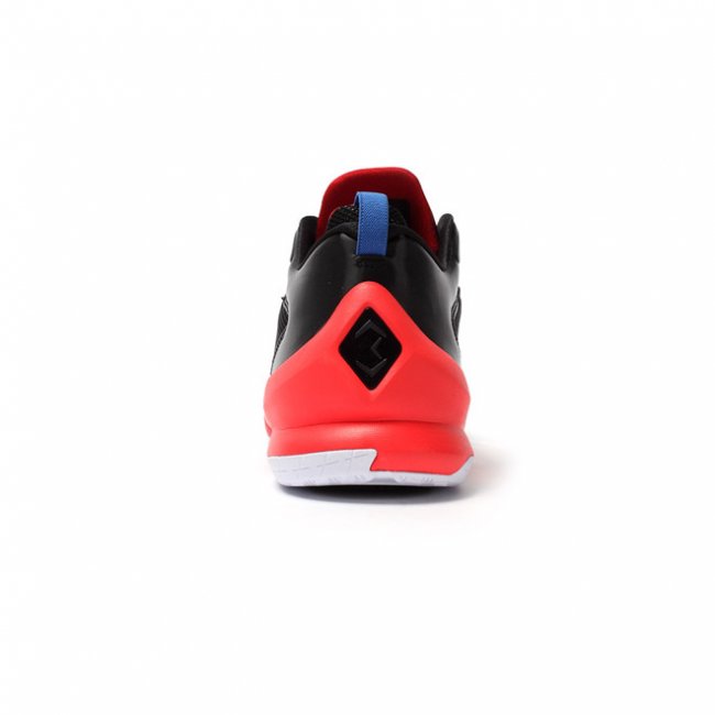 Jordan Brand  Jordan Brand 2015 季后赛鞋款亮相