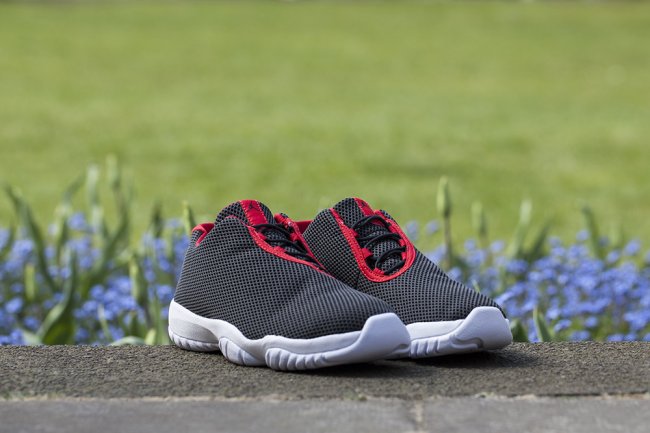 718948-001,Jordan Future Low,J 718948-001 Jordan Future Low “Bred” 黑红发售信息更新