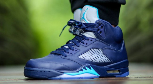 136027-405,AJ5,Air Jordan 5 136027-405AJ5午夜蓝 Air Jordan 5 “Hornets” 上脚实拍