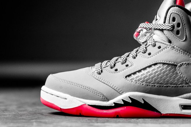 440892-018,AJ5,Air Jordan 5 440892-018AJ5女款 Air Jordan 5 GS “Hot Lava” 5 月 9 日正式发售