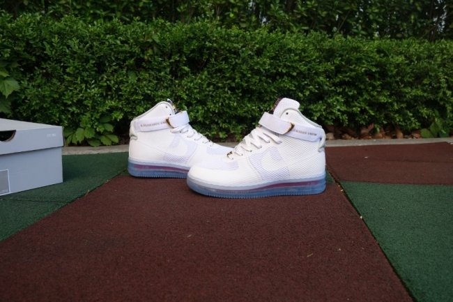 789748-100,AF1,Air Force 1,Nik 789748-100AF1 Nike Air Force 1 High CMFT Lux QS 实物开箱近赏