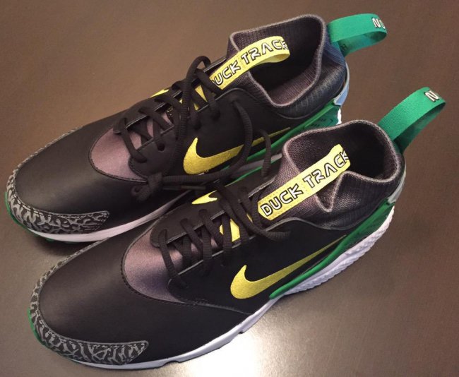 Air Huarache,Nike  Nike Air Huarache “Oregon Ducks” PE 俄勒冈配色登场