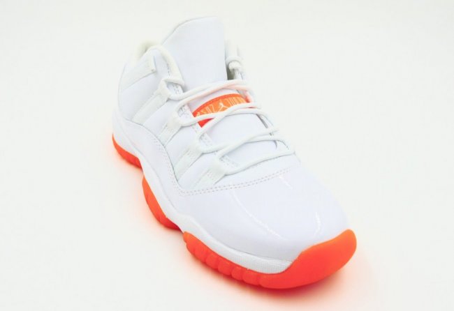 580521-139,AJ11 Low,AJ11,Air J 580521-139AJ11 Air Jordan 11 Low GS “Citrus” 实物近赏