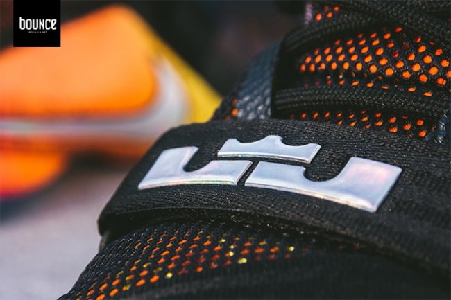812571-098,Soldier 9,Nike 812571-098 Nike Soldier 9 LMTD EP “RISE” 打出名堂实物图赏
