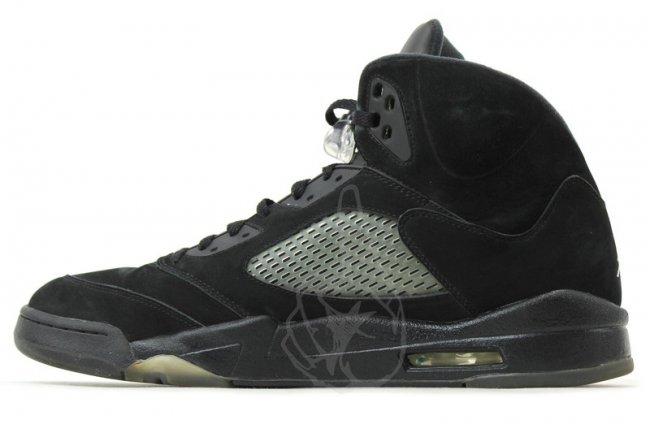 AJ5,Air Jordan 5 AJ5 Air Jordan 5 Retro “Black” 黑色牛巴革样品曝光