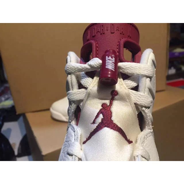 384664-116,AJ6,Air Jordan 6 384664-116AJ6 Air Jordan 6 “Maroon” 全新实物细节呈现