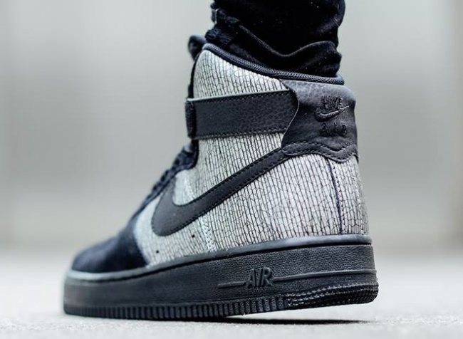 654440-003,AF1,Nike 654440-003AF1 Nike WMNS Air Force 1 High PRM “Metallic Silver” 黑银登场