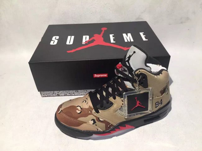 824371-201,AJ5,Air Jordan 5,Su 824371-201AJ5 售价 8，Supreme x Air Jordan 5 鞋盒标签曝光