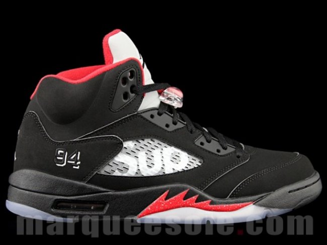 824371-001,AJ5,Air Jordan 5,Su 824371-001AJ5联名 Supreme x Air Jordan 5 “Black” 全新实物近赏