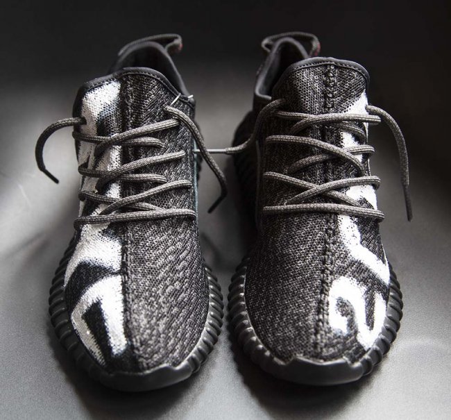 adidas Yeezy 350 Boost,Yeezy 3  adidas Yeezy 350 Boost “Kanye 2020” 定制鞋款