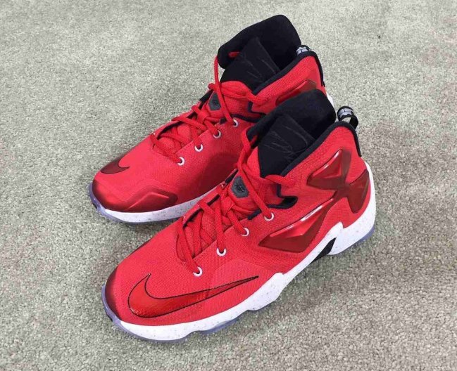 807219-610,LBJ13,LeBron 13 807219-610LBJ13 LeBron 13 “Gym Red” 完整实物近赏