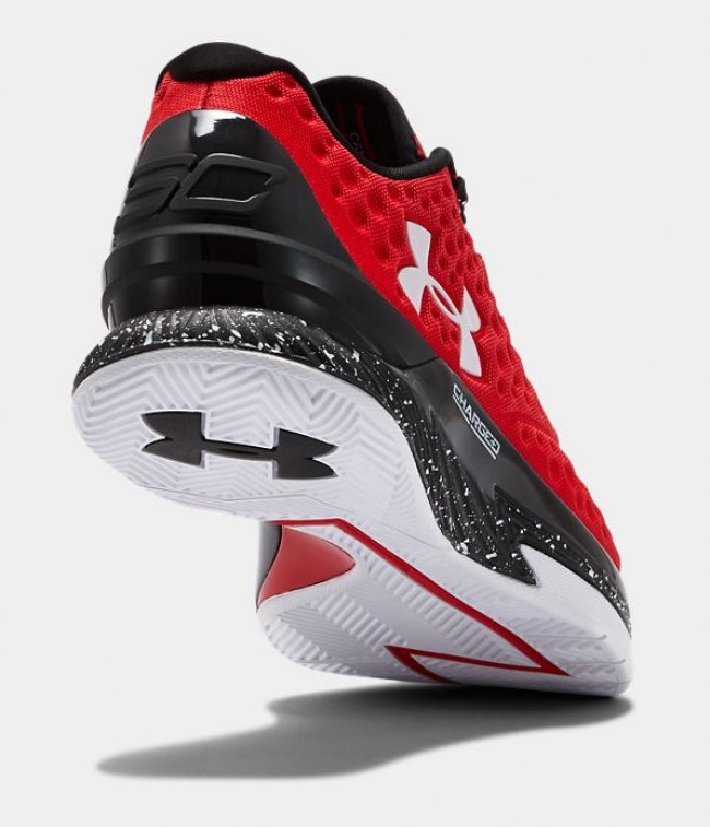 Under Armour Curry 1 Low,Under  Under Armour Curry 1 Low 黑红/黑蓝双色发售