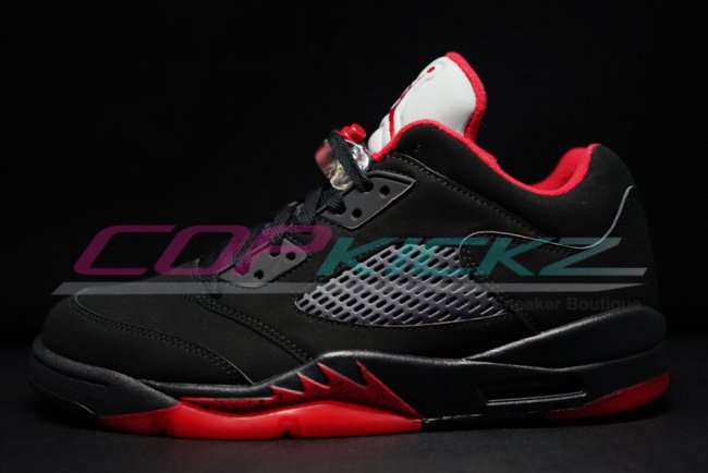 819171-001,AJ5,Air Jordan 5 819171-001AJ5低帮 公牛黑红 Air Jordan 5 Low “Alternate 90” 实物近赏