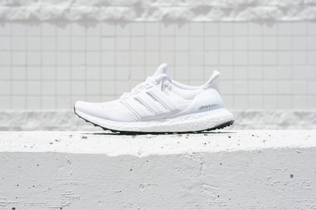 adidas Ultra Boost  adidas Ultra Boost 全白配色将迎来补货