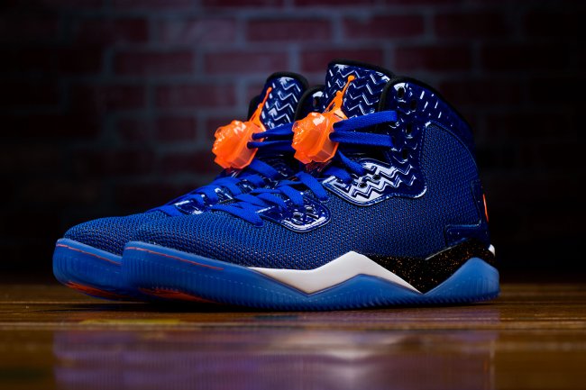 Air Spike 40  趣味十足，Jordan Air Spike 40 “Knicks” 发售信息