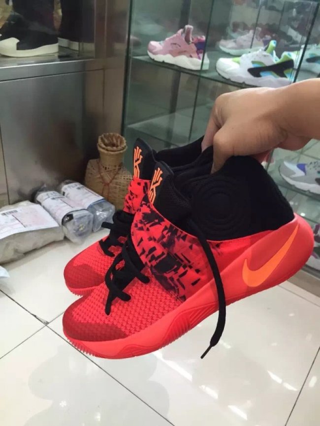 Kyrie 2,Nike  Nike Kyrie 2 实物全新近赏