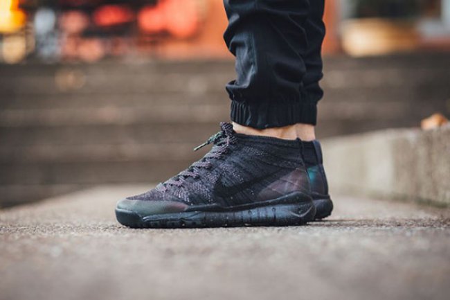 Nike Flyknit Trainer Chukka  Nike Flyknit Trainer Chukka SneakerBoot 三款新色登场