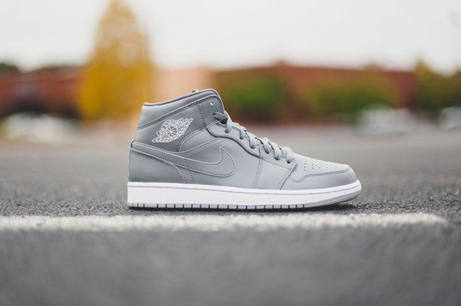 AJ1,Air Jordan 1 AJ1 Air Jordan 1 Mid “Cool Grey” 酷灰新色发售