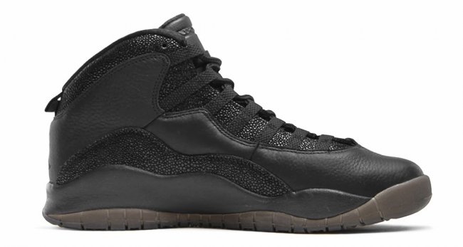 AJ10,Air Jordan 10 AJ10 全黑配色 Air Jordan 10 OVO “Black” 即将发售