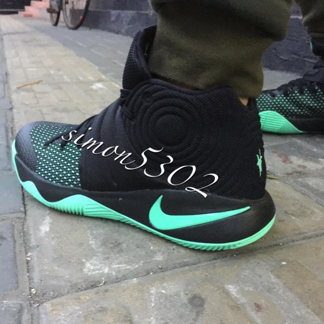 Kyrie 2,Nike 凯里欧文第二代 黑绿 Nike Kyrie 2 “Green Glow” 实物曝光