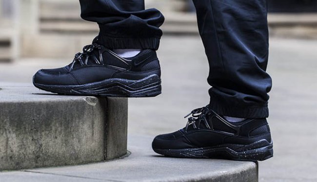 Air Huarache Light,Huarache,Ni  Nike Air Huarache Light “Blackout” 全黑上脚