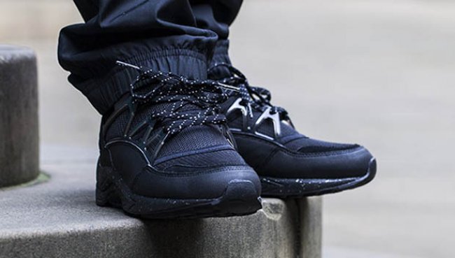 Air Huarache Light,Huarache,Ni  Nike Air Huarache Light “Blackout” 全黑上脚