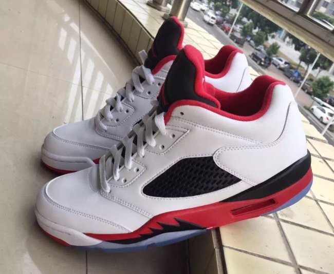 819171-101,AJ5,Air Jordan 5 819171-101AJ5低帮 Air Jordan 5 Low “Fire Red” 实物细节图赏